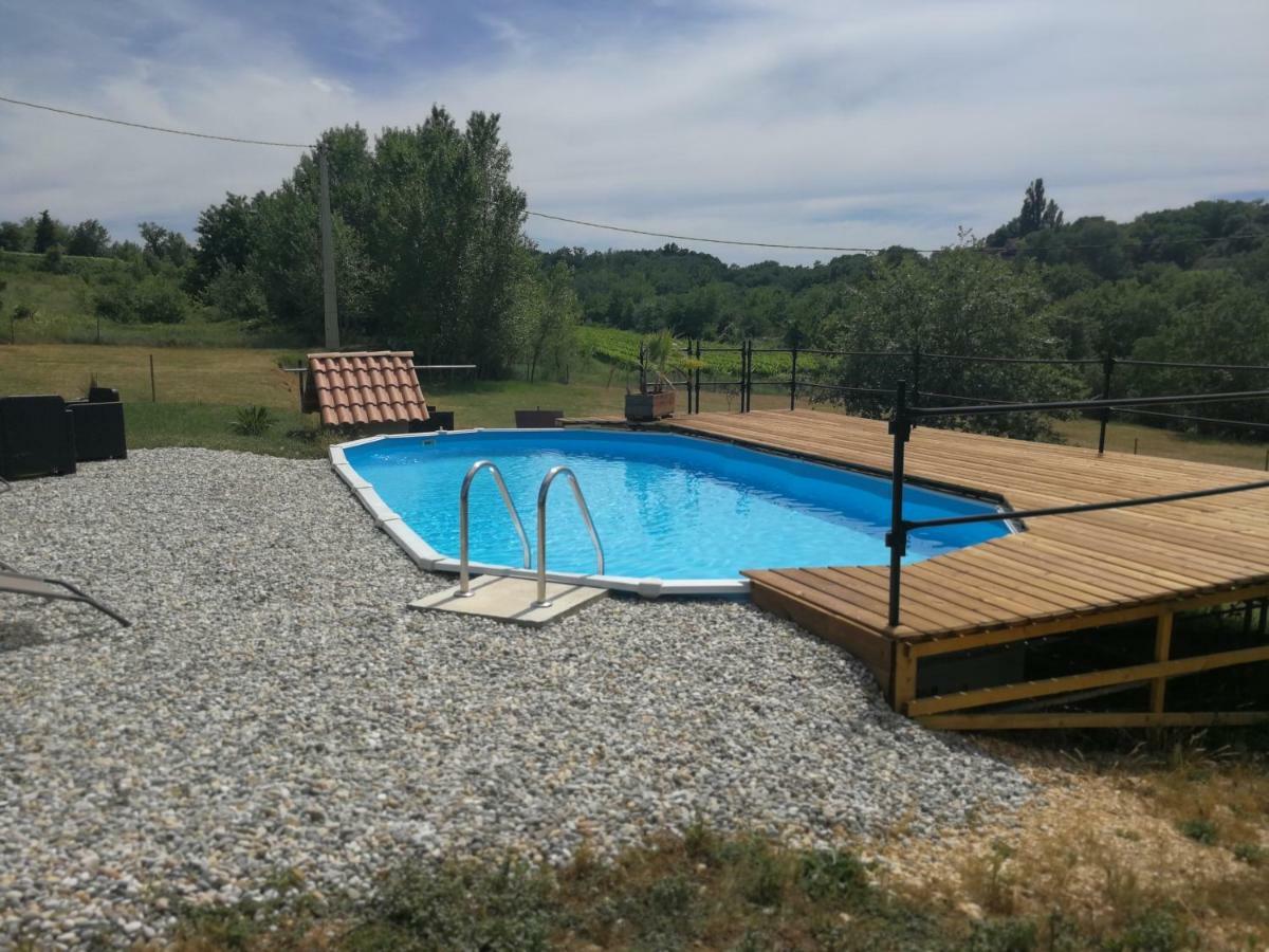Mas Des Gardies Saint-Julien-de-Peyrolas Exterior foto